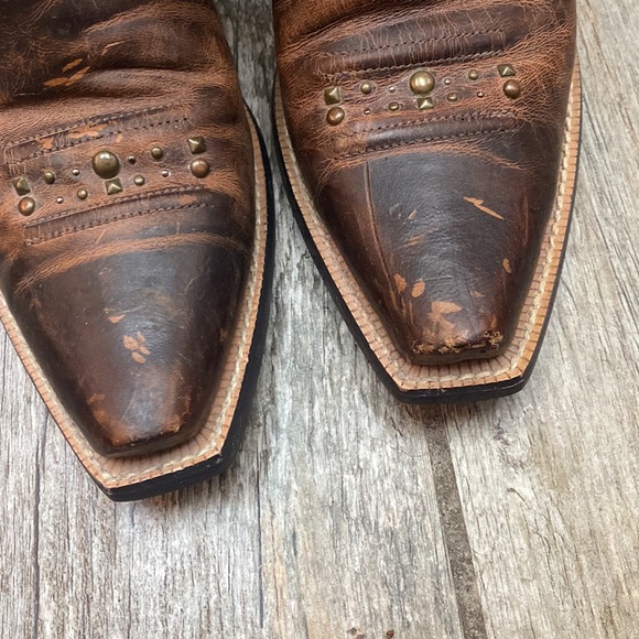 ARIAT RHINESTONE COWGIRL 7B - Picture 3 of 8